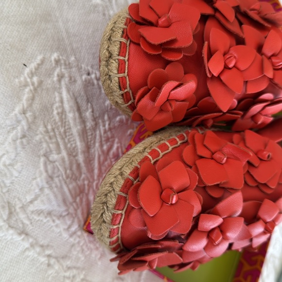TORY BURCH Red Floral Espadrille Flats.sz 9.5 M - Picture 9 of 9